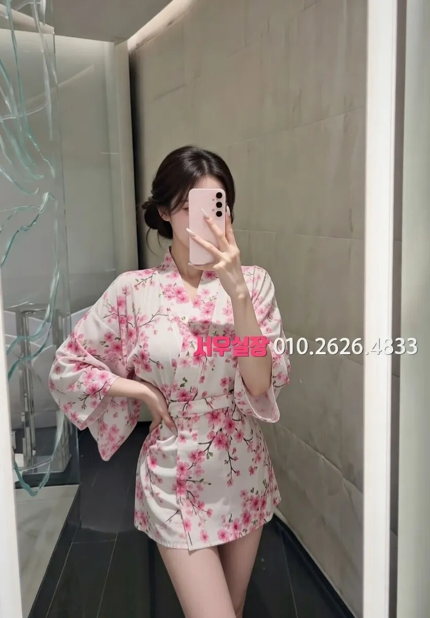 충주 하이퍼블릭 프리미엄 라인업 6번 프로필